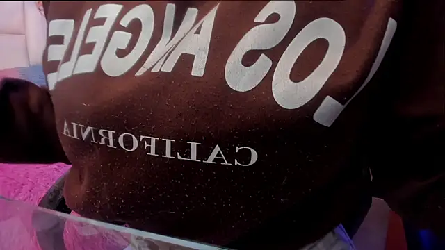 Chat XXX ao vivo de Nara_belen