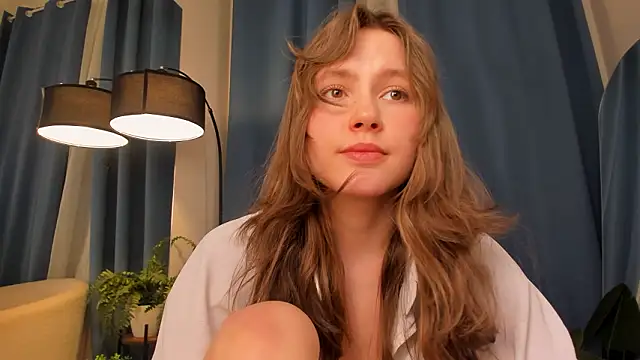 MaryannSoftt Chat XXX in diretta