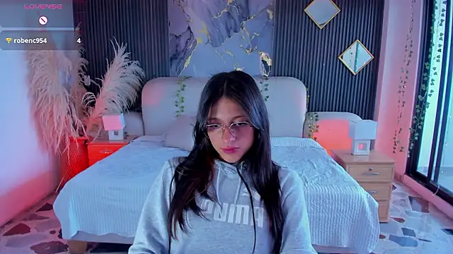 Chatroom XXX en direct de Agathaargent_