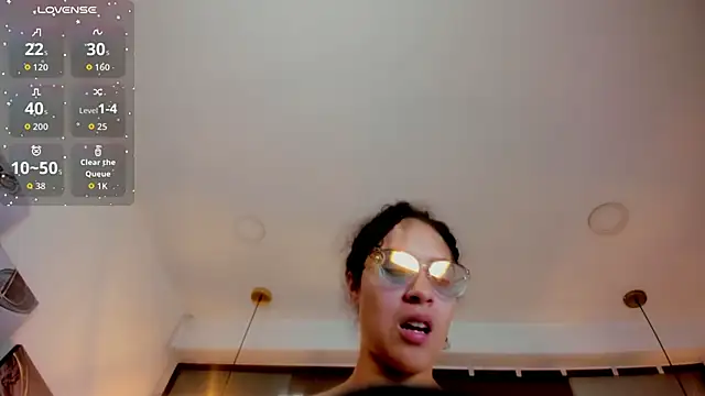 Hanna_Cornee_ 现场XXX聊天