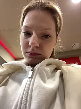 MaryHiggins élő XXX-chatje