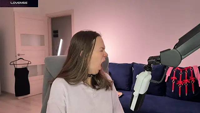 SharkyBaby Obrolan Langsung XXX