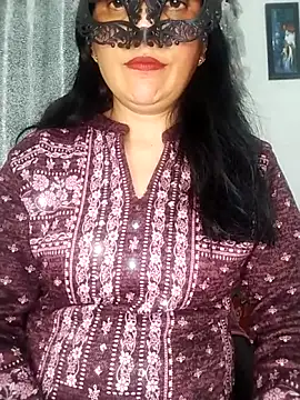 BhabhiPooja69: онлайн-секс-чат