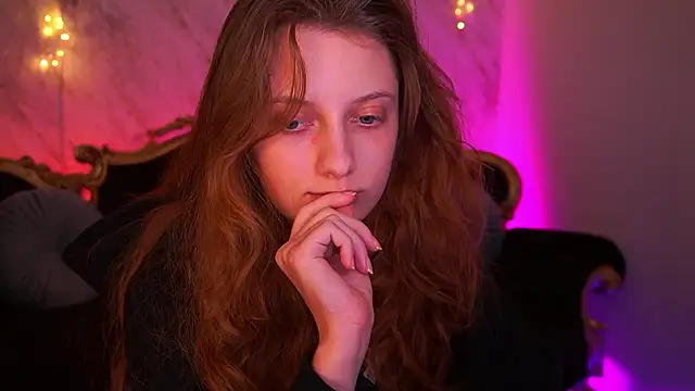 Онлайн чат XXX CuteeFoxy