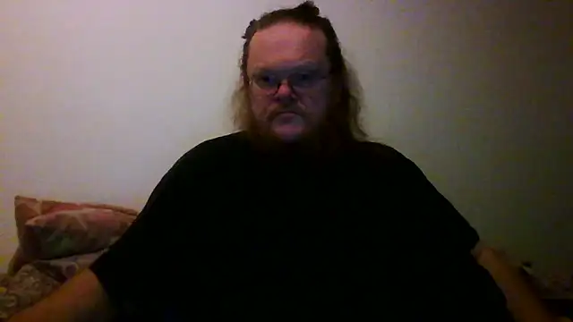 Kaappi1967: διαδικτυακό σόου στην κάμερα