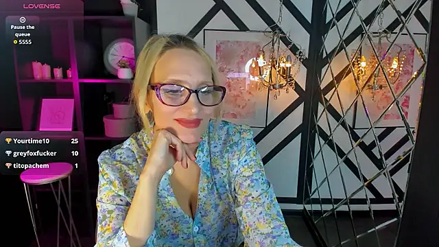 Queen_Anna_ webcam show