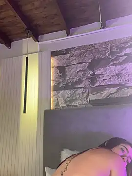 HannahCollyns Adlı Modelin Canlı XXX Sohbeti