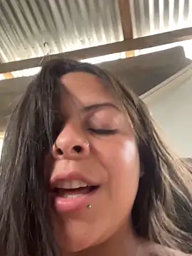 MiaCollinssx Live XXX-chat