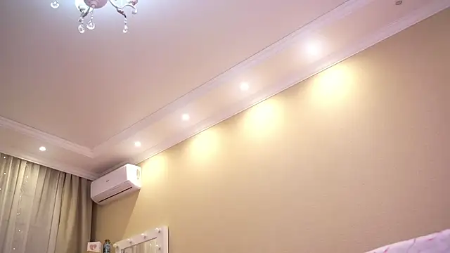 Bananalizzy Adlı Modelin Canlı XXX Sohbeti