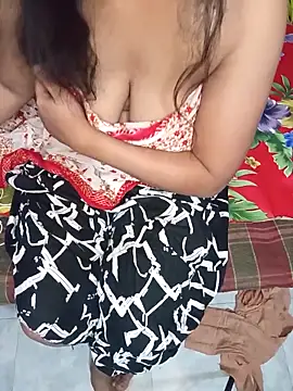 Tattoo_ Chat XXX live