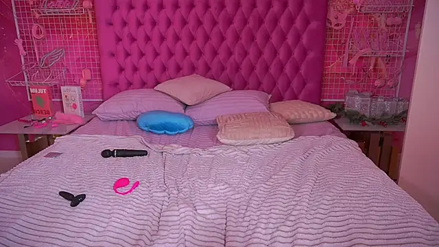 KimberlyWorld Adlı Modelin Canlı XXX Sohbeti