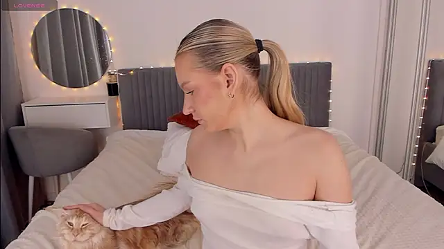 CassieRayss Adlı Modelin Canlı XXX Sohbeti