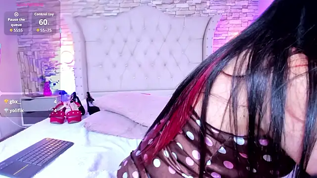 Gina_Myers Live XXX-chat