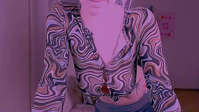 Chatroom XXX en direct de Hot_Blonda