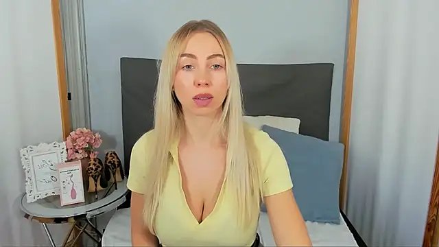 MargaritaRose Adlı Modelin Canlı XXX Sohbeti