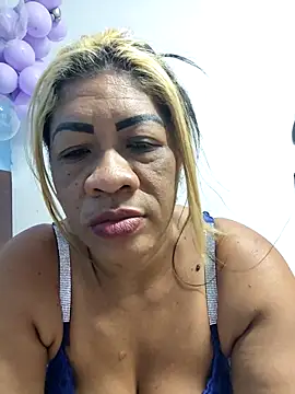 Tocameamor live XXX chat