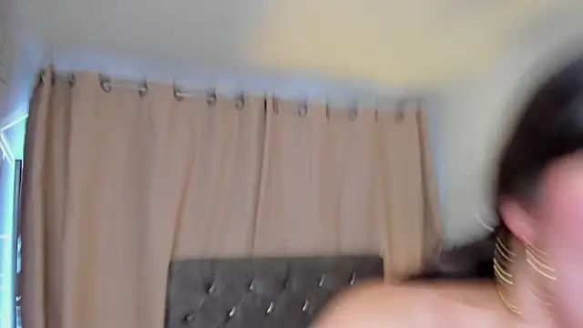 DaphneGlas Live XXX-chat