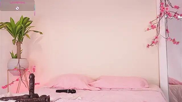 mili_moon_ live XXX chat