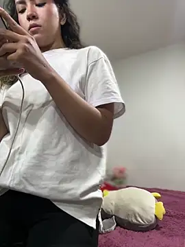 Mila_Morgan Adlı Modelin Canlı XXX Sohbeti