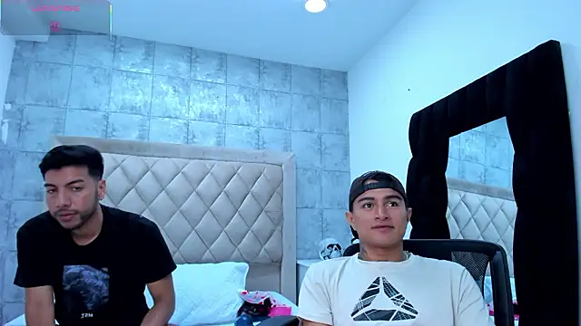 LiamDeep: онлайн-секс-чат