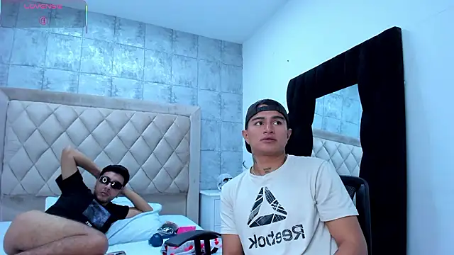 Онлайн чат XXX LiamDeep