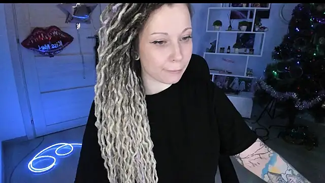 Онлайн чат XXX HoneySallyMoore