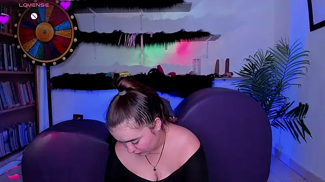 Chatroom XXX en direct de Shyfantasies