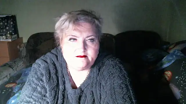 Lana555のライブXXXチャット