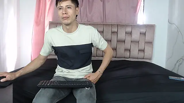 Sexytaty2022: онлайн-секс-чат