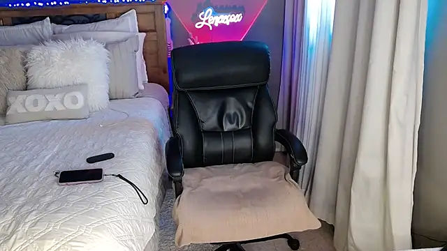 Lenaxoxn Live XXX chat