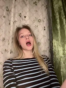 Evvie_Summn1 Chat XXX in diretta