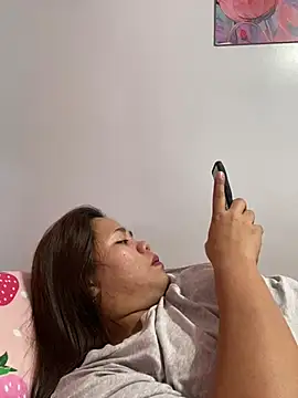 Czat XXX na żywo – _BellaHotty_