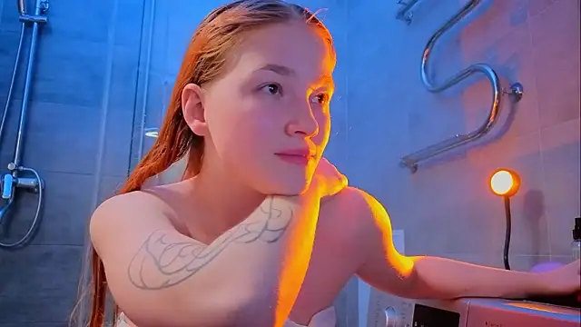 erikabrian Adlı Modelin Canlı XXX Sohbeti