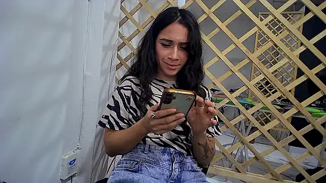 Little_Doll25 Live XXX-chat