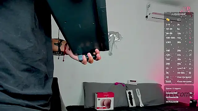 Czat XXX na żywo – AmberAdams_