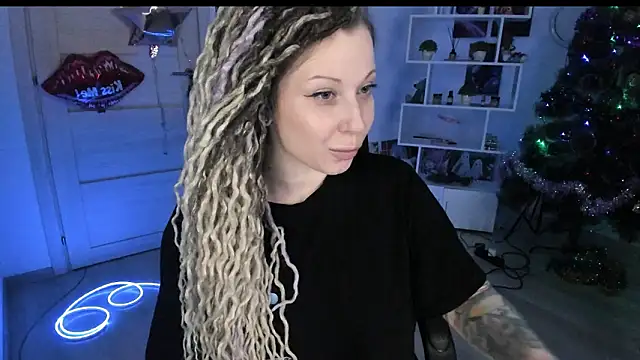 HoneySallyMoore's Live XXX Chat