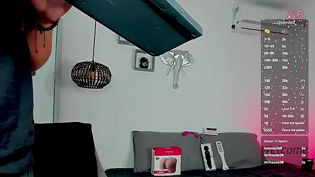 Czat XXX na żywo – AmberAdams_