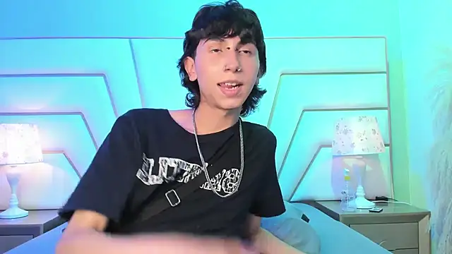 Milan_LewisS 现场XXX聊天