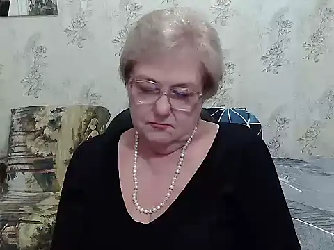 Renata62011: διαδικτυακό σόου στην κάμερα