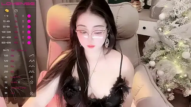 Monica-666888- 现场XXX聊天