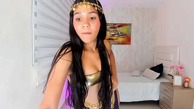 Elmy_: онлайн-секс-чат