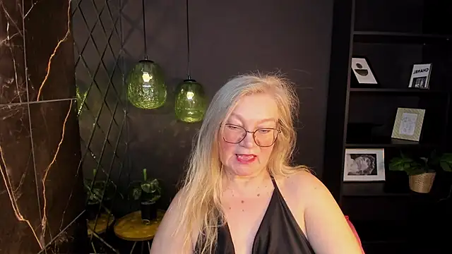 NataliMellow's Live XXX Chat