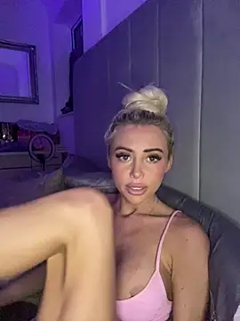 MaisieMae Adlı Modelin Web Kamerası Şovu