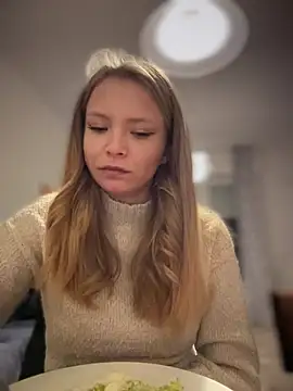 แชท XXX สดของ AnastasiaAniess