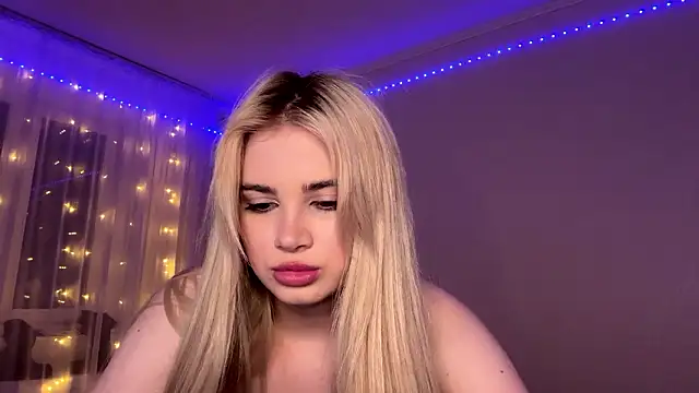 Вебкам-шоу KariJarecke