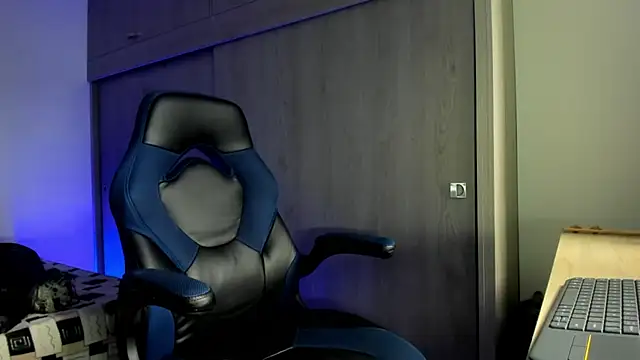 แชท XXX สดของ male_pussy