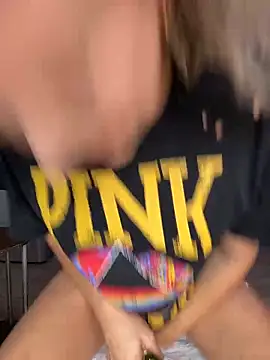 Georgiafox 在線直播表演