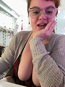 แชท XXX สดของ CurvesNChaos