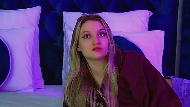 Živý XXX chat StacyEvances