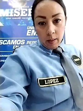 CRISTAL__11のライブXXXチャット